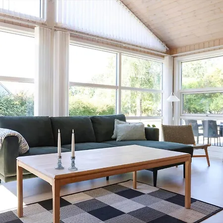 בית נופש 13311-1-asnaes-hove-straede-42-c *